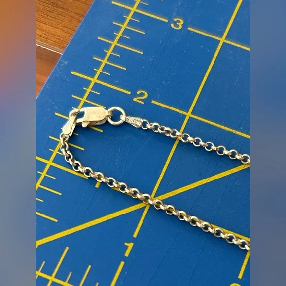 18” Sterling Silver Seratonin Molecule Necklace - Picture 3 of 4